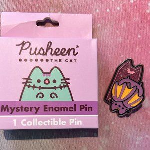 Pusheen 2022 Halloween Blind Box Enamel Pin - Bat